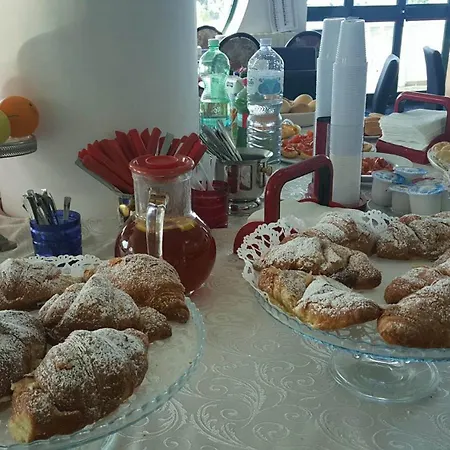 Falco D'oro Cisternino